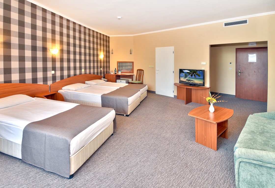 MIRABELLE_HOTEL_NISIPURILE_DE_AUR_BULGARIA_AIR_TOUR_TRAVEL